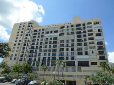 322 Buchanan St 712, Hollywood, Florida 33019, USA