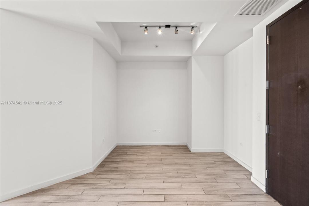 999 SW 1st Ave PH08, Miami, Florida 33130, Estados Unidos