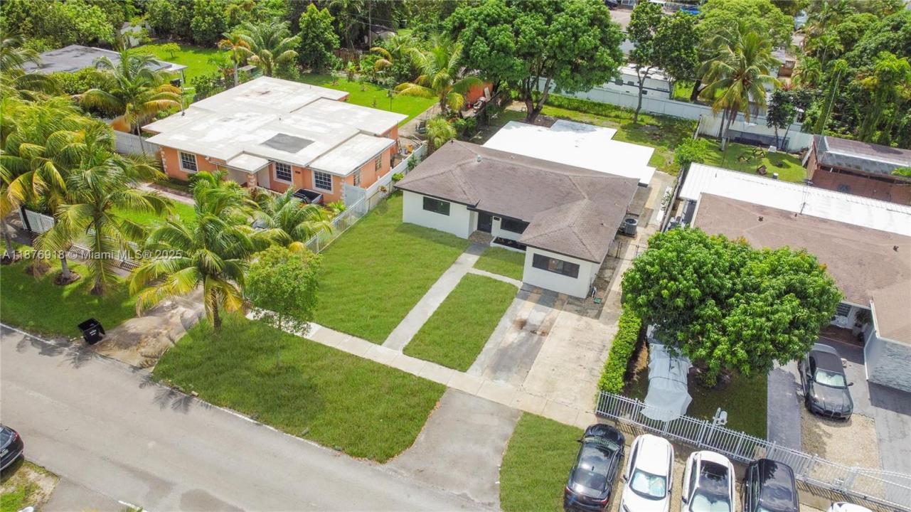 630 NE 143rd St, North Miami, Florida 33161, USA