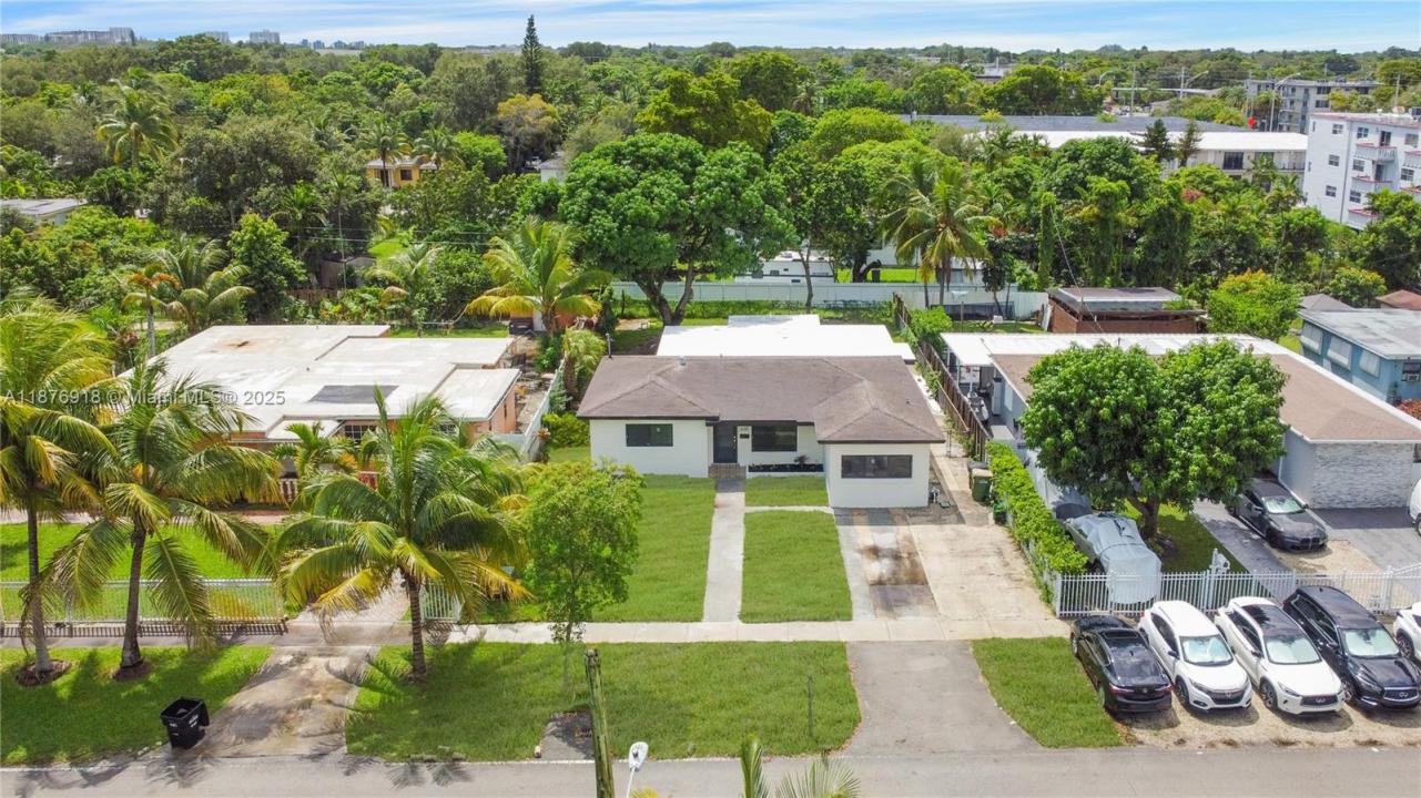 630 NE 143rd St, North Miami, Florida 33161, USA