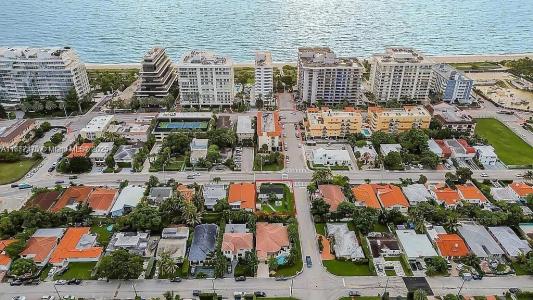 8900 Harding Ave, Surfside, Florida 33154, USA