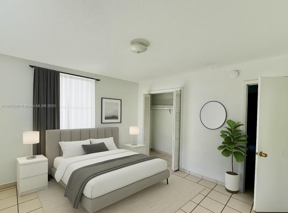 855 W 29th St 10, Hialeah, Florida 33012, USA