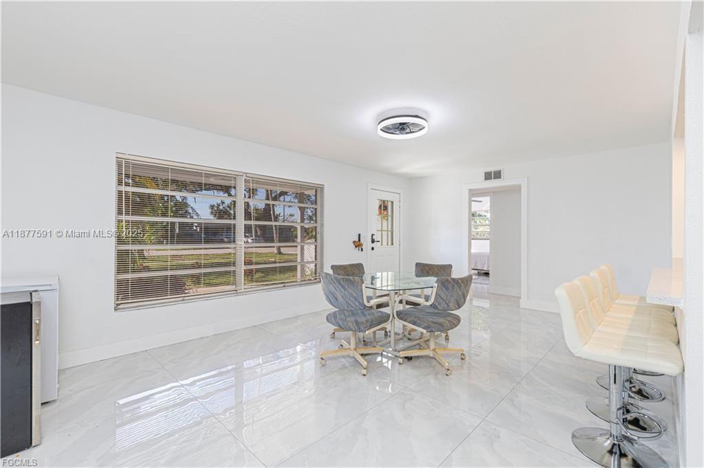 1637 Winkler Ave, Fort Myers, Florida 33901