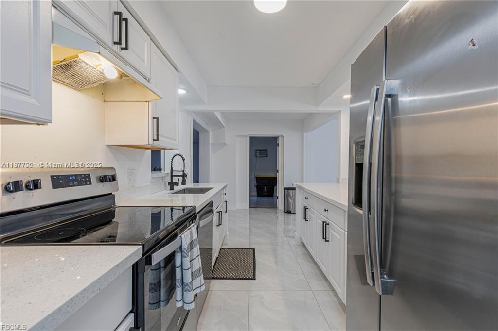 1637 Winkler Ave, Fort Myers, Florida 33901