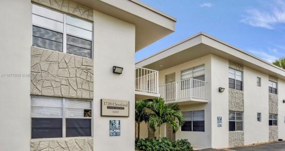 1720 Cleveland St 209E, Hollywood, Florida 33020, USA