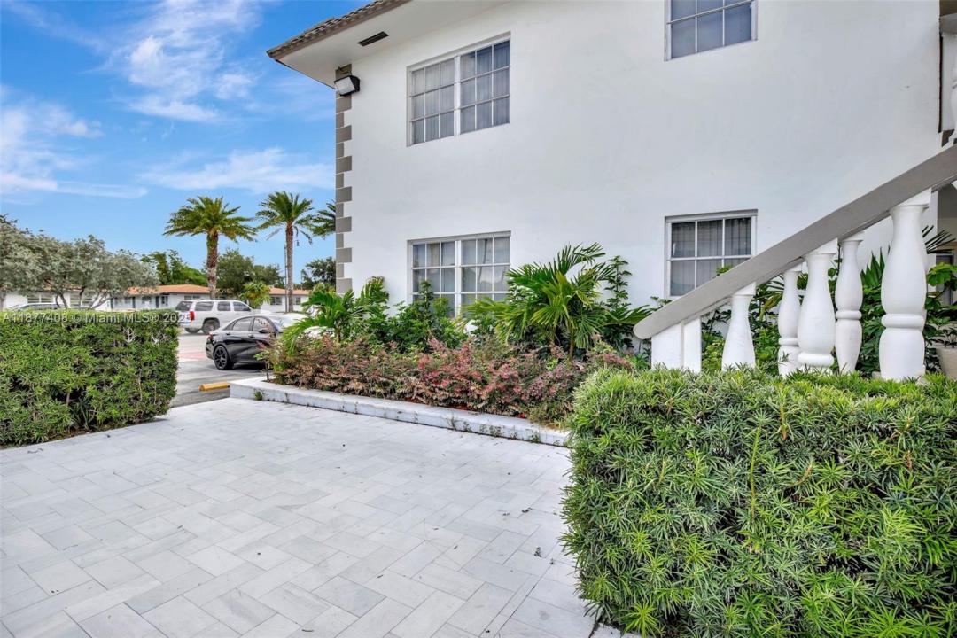 5420 Hollywood Blvd 202, Hollywood, Floride 33021, États-Unis