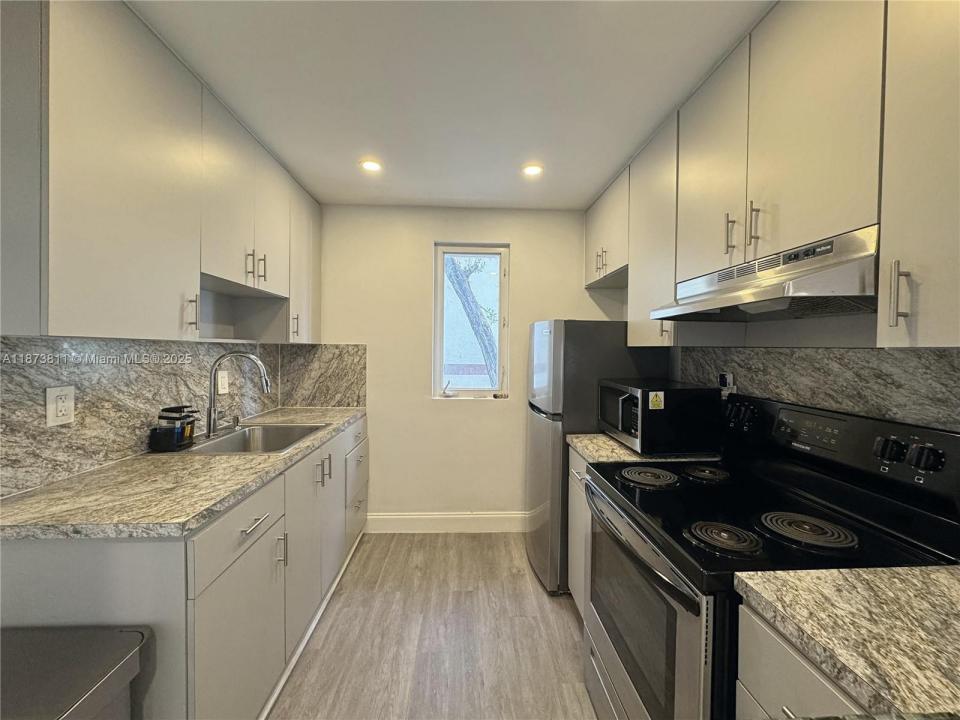 174 NE 55th St Upstairs, Miami, Floride 33137, États-Unis