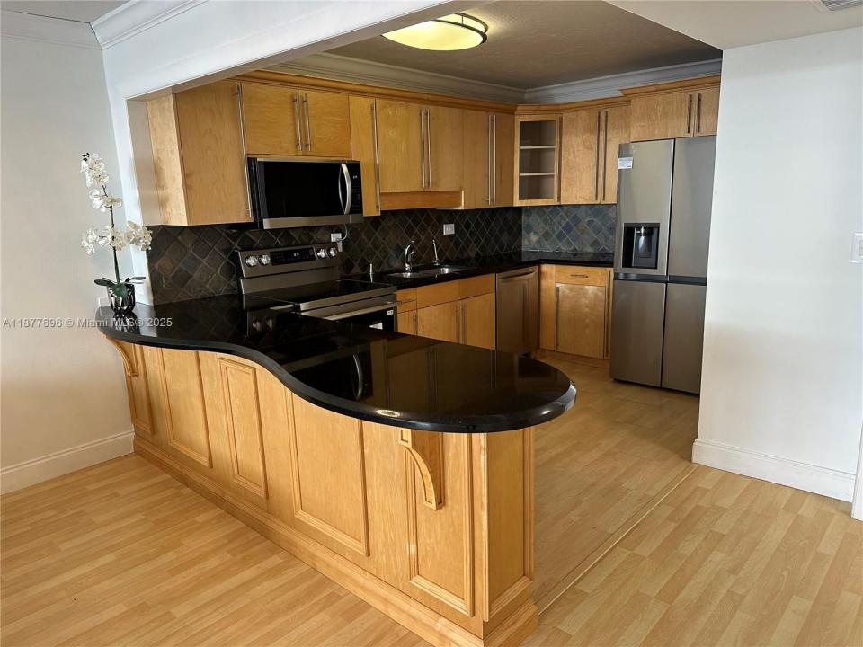 6039 Collins Ave PH21, Miami Beach, Florida 33140, Amerika Birleşik Devletleri