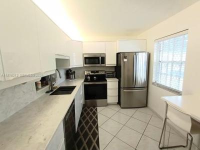 1025 SE 4th Ave 101, Dania Beach, Florida 33004, USA
