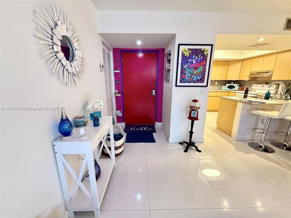 10857 NW 7th St 21-17, Miami, Floride 33172, États-Unis