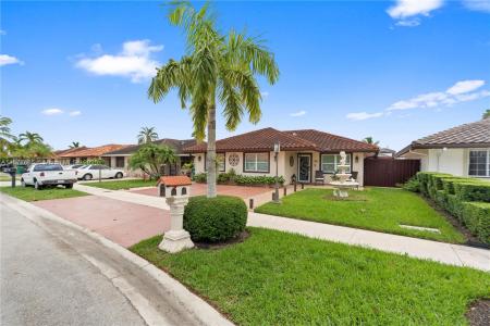 851 NW 132nd Pl, Miami, Florida 33182, USA