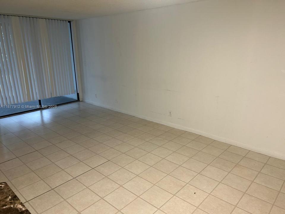 210 Lake Pointe Dr 201, Oakland Park, Флорида 33309, Соединенные Штаты