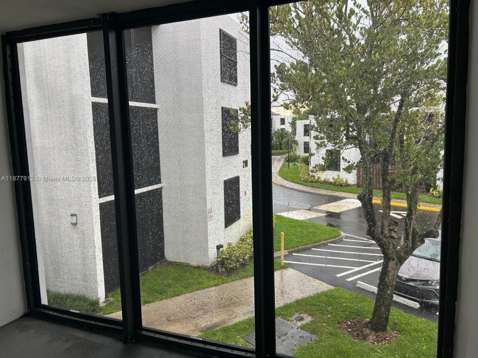 210 Lake Pointe Dr 201, Oakland Park, Флорида 33309, Соединенные Штаты