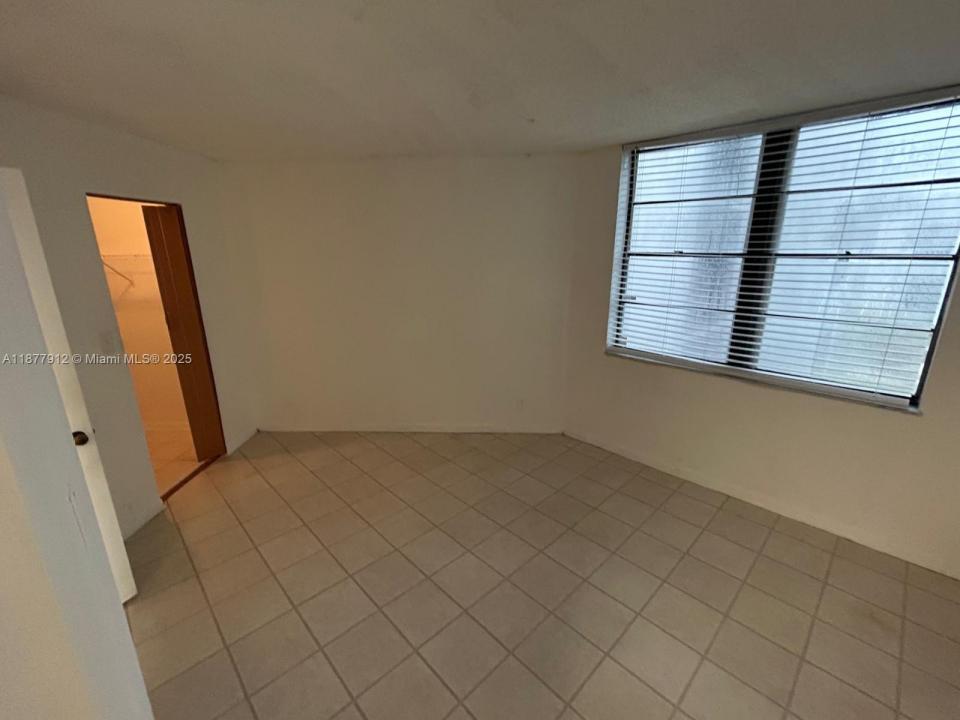 210 Lake Pointe Dr 201, Oakland Park, Флорида 33309, Соединенные Штаты