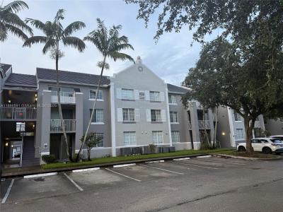 11177 SW 8th St 105, Pembroke Pines, Florida 33025, USA