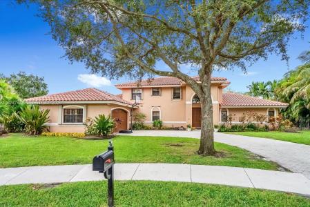 10424 SW 17th Mnr, Davie, Florida 33324, USA