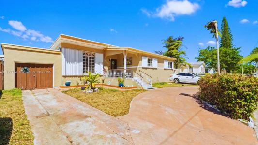 8571 SW 30th St, Miami, Florida 33155, USA