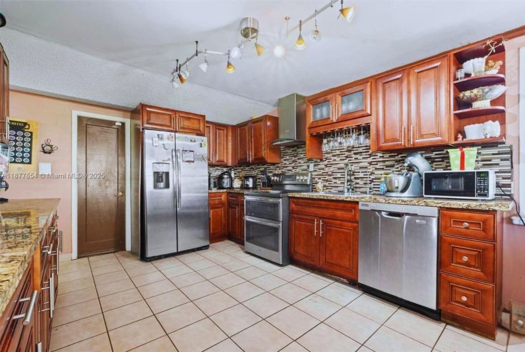 8571 SW 30th St, Miami, 佛羅里達州 33155, 美國