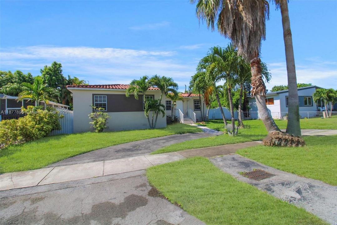 8230 SW 30th St 8230, Miami, Florida 33155, Estados Unidos