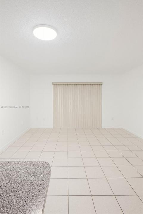 8170 NW 10th St 2, Miami, フロリダ 33126, アメリカ合衆国