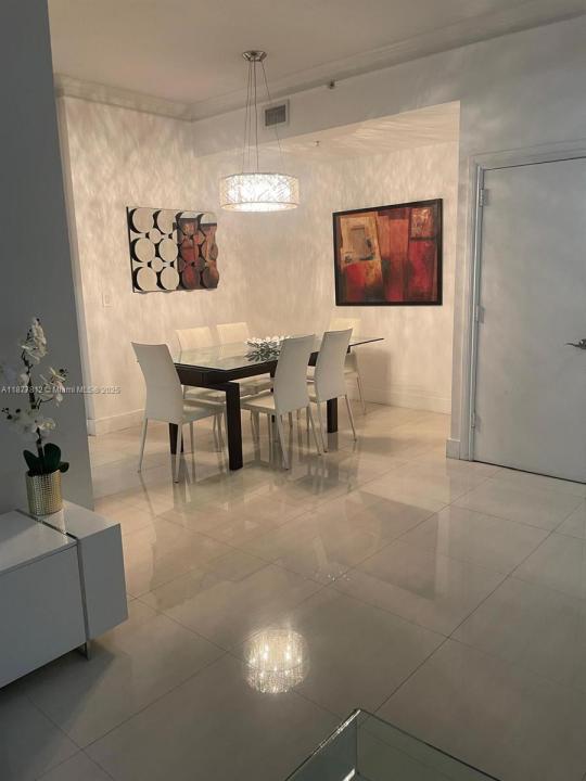 3001 NE 185th St 326, Aventura, 佛罗里达州 33180, 美国
