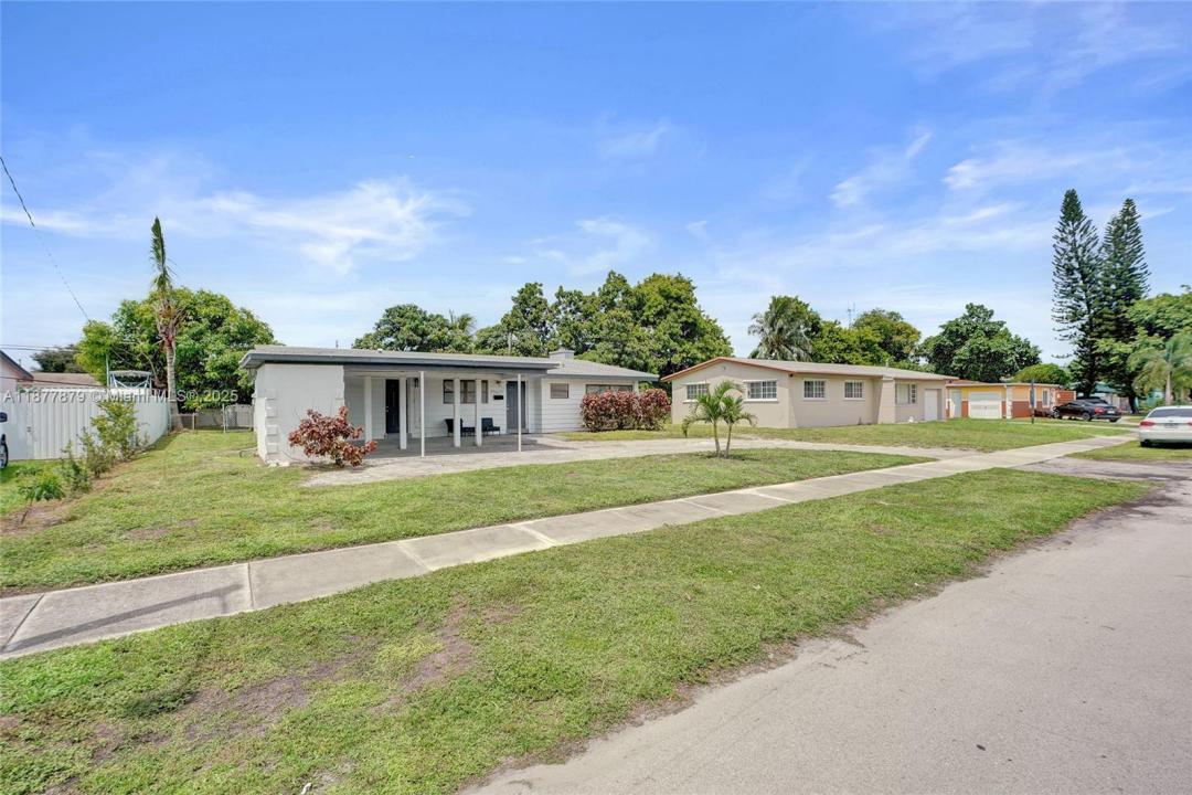 19620 NW 6th court, Miami Gardens, Florida 33169