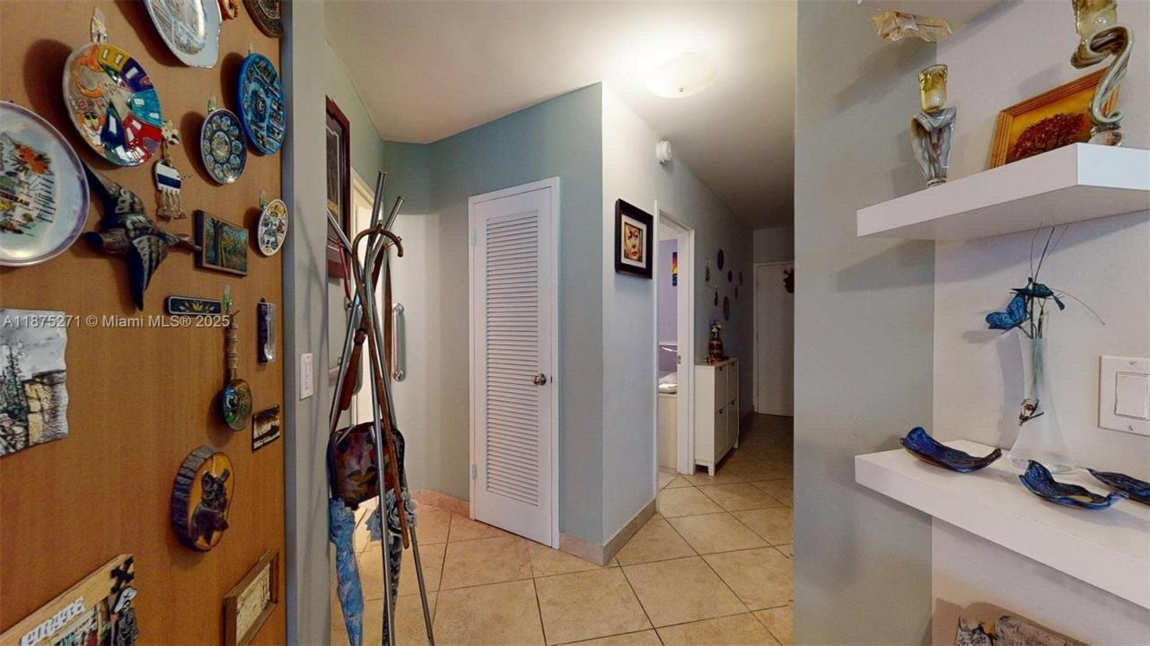 1936 S Ocean Dr 11D, Hallandale Beach, Florida 33009