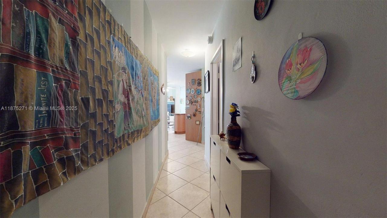 1936 S Ocean Dr 11D, Hallandale Beach, Florida 33009