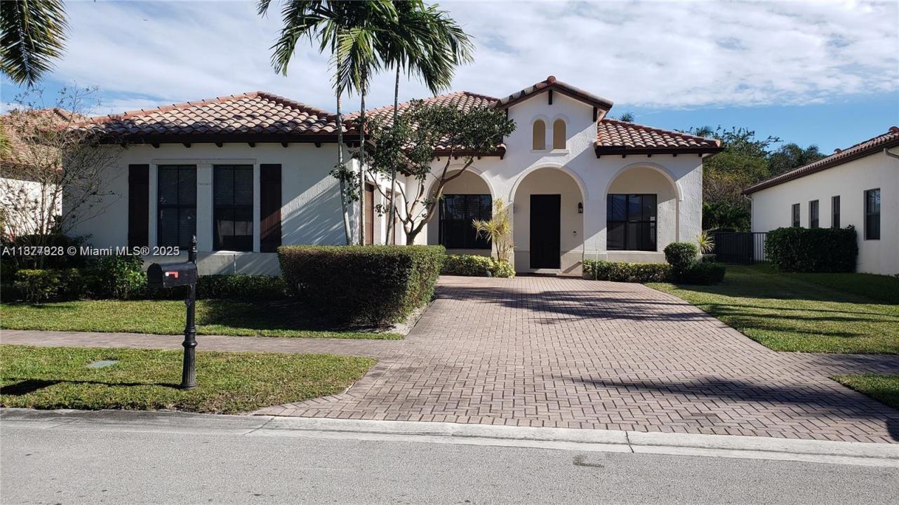 8280 NW 28th St, Cooper City, Florida 33024