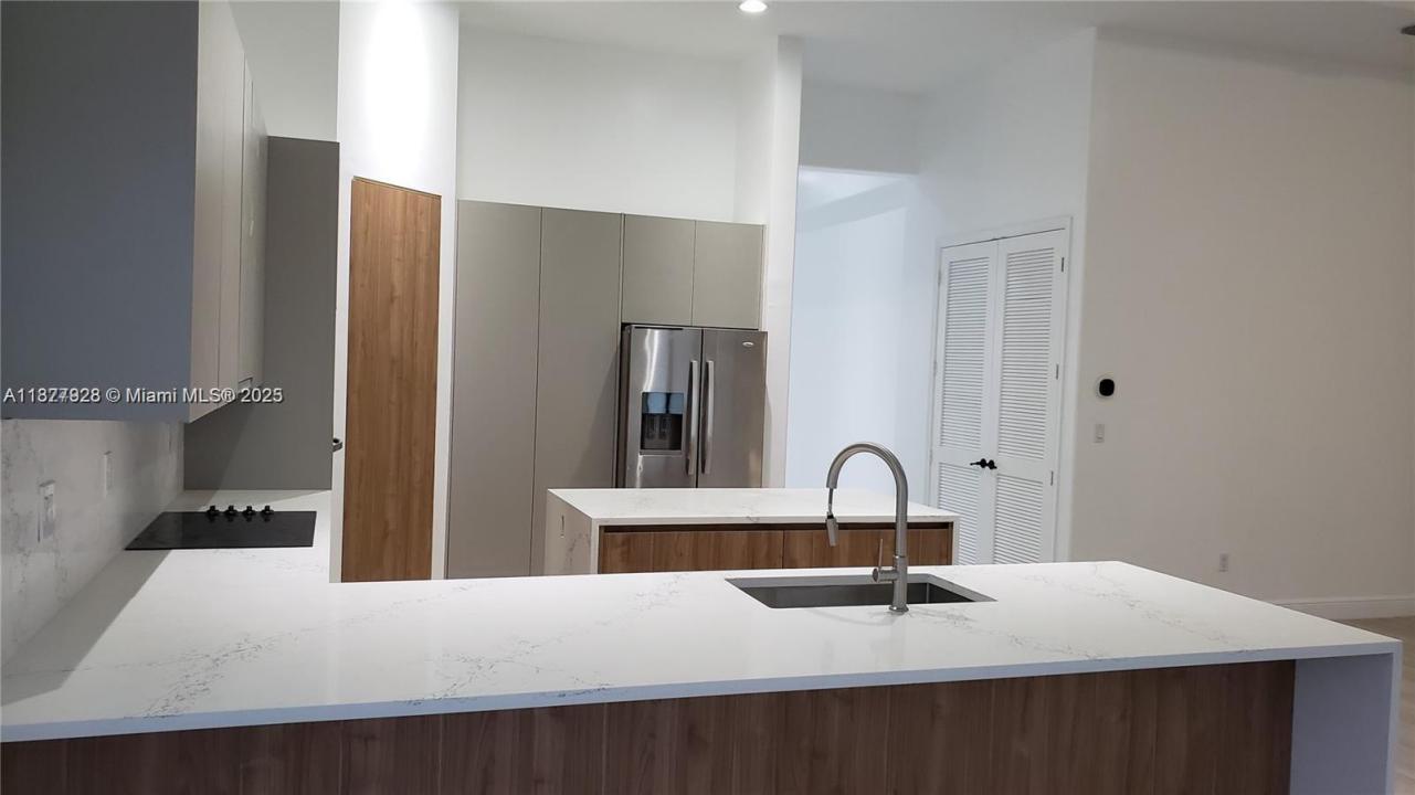 8280 NW 28th St, Cooper City, Florida 33024