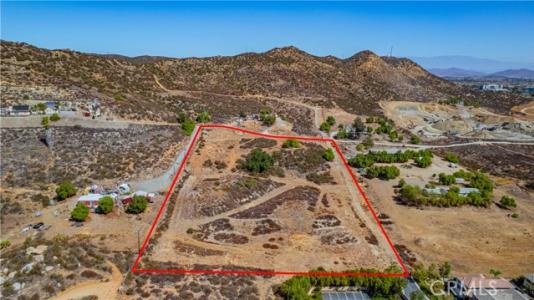 Linnel Lane, Murrieta, Kaliforniya 92593, Amerika Birleşik Devletleri
