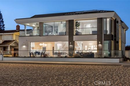 W Oceanfront, Newport Beach, California 92661