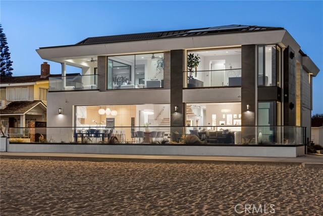 W Oceanfront, Newport Beach, California 92661