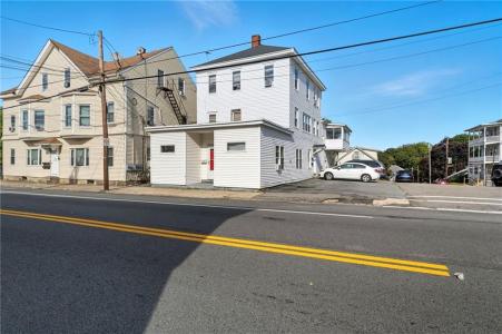 1366 Main Street, West Warwick, Rhode Island 02893
