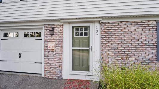 107 Viceroy Road, Warwick, Rhode Island 02886, Estados Unidos