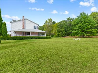 4 Poppy Hill Drive, Johnston, Rhode Island 02919
