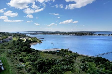 169 Leeshore Lane, Tiverton, RI 02878, USA