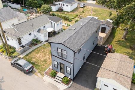 230 Cedar Avenue, Portsmouth, Rhode Island 02871, HOA KỲ