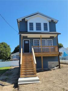 10 Woodland Avenue, Cranston, RI 02920, USA