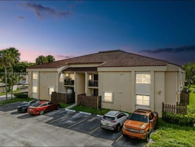 660 W Park Dr 1-203, Miami, Florida 33172, USA