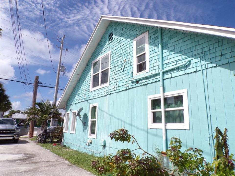 1150 Old Dixie, Vero Beach, Florida 32960
