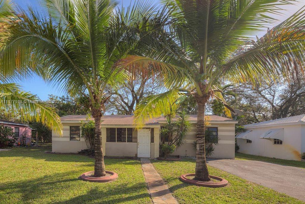 640 NE 137th St 640, North Miami, Florida 33161, Estados Unidos