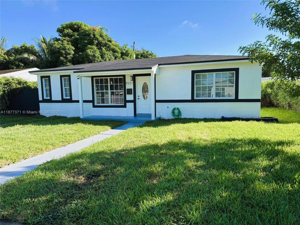 9221 Broad Manor Rd, Miami, Флорида 33147, Соединенные Штаты