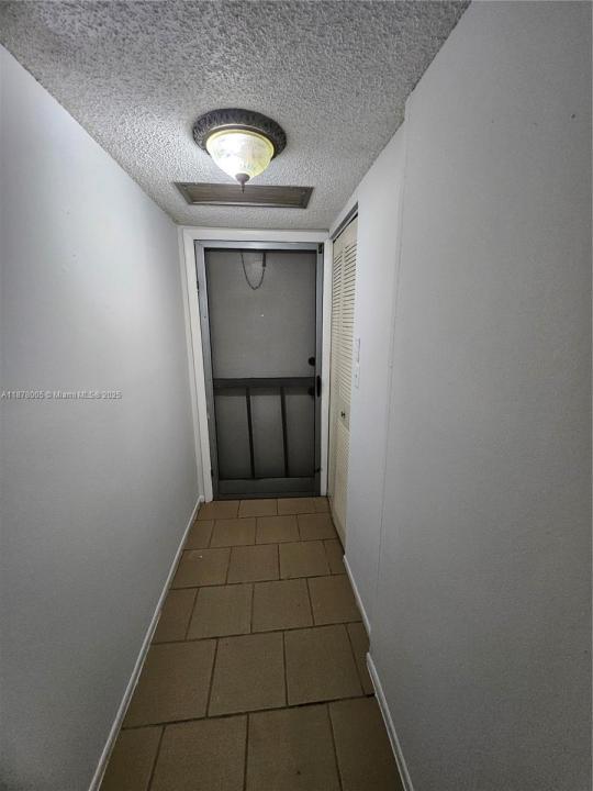 7820 S Colony Cir S 102, Tamarac, Flórida 33321, Estados Unidos