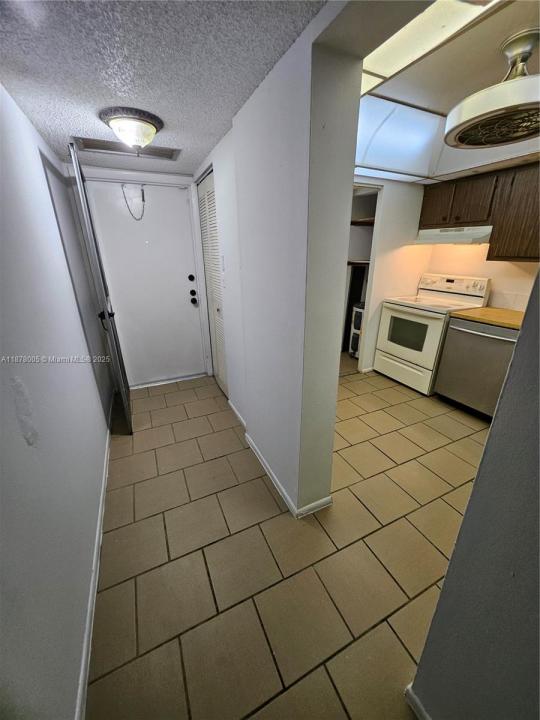 7820 S Colony Cir S 102, Tamarac, Flórida 33321, Estados Unidos