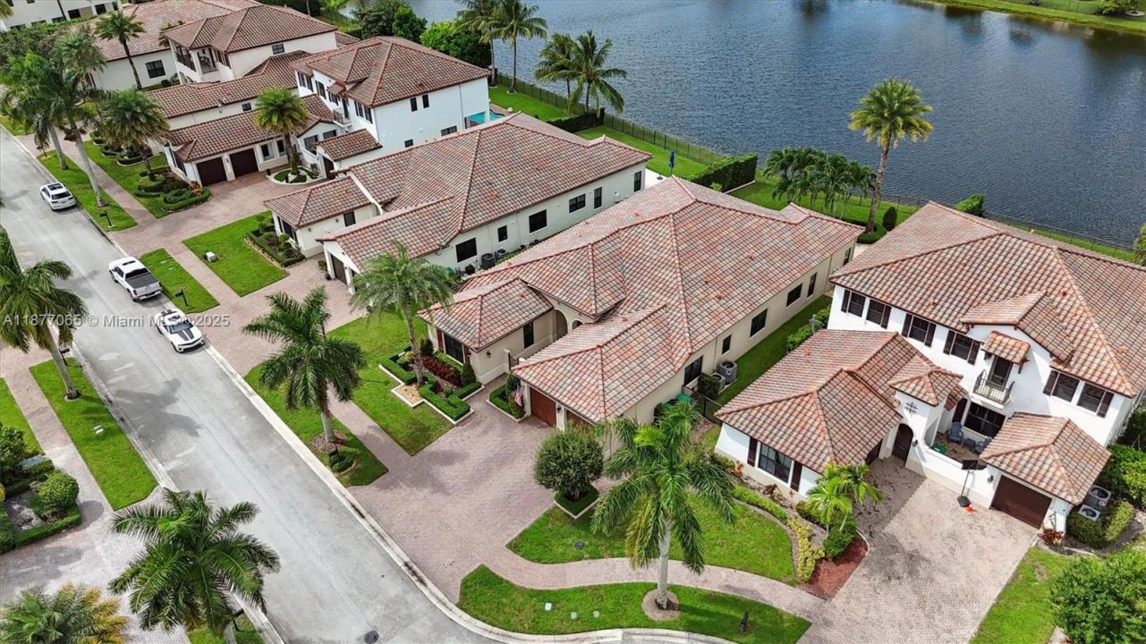 3292 NW 82nd Way, Cooper City, 佛羅里達州 33024, 美國