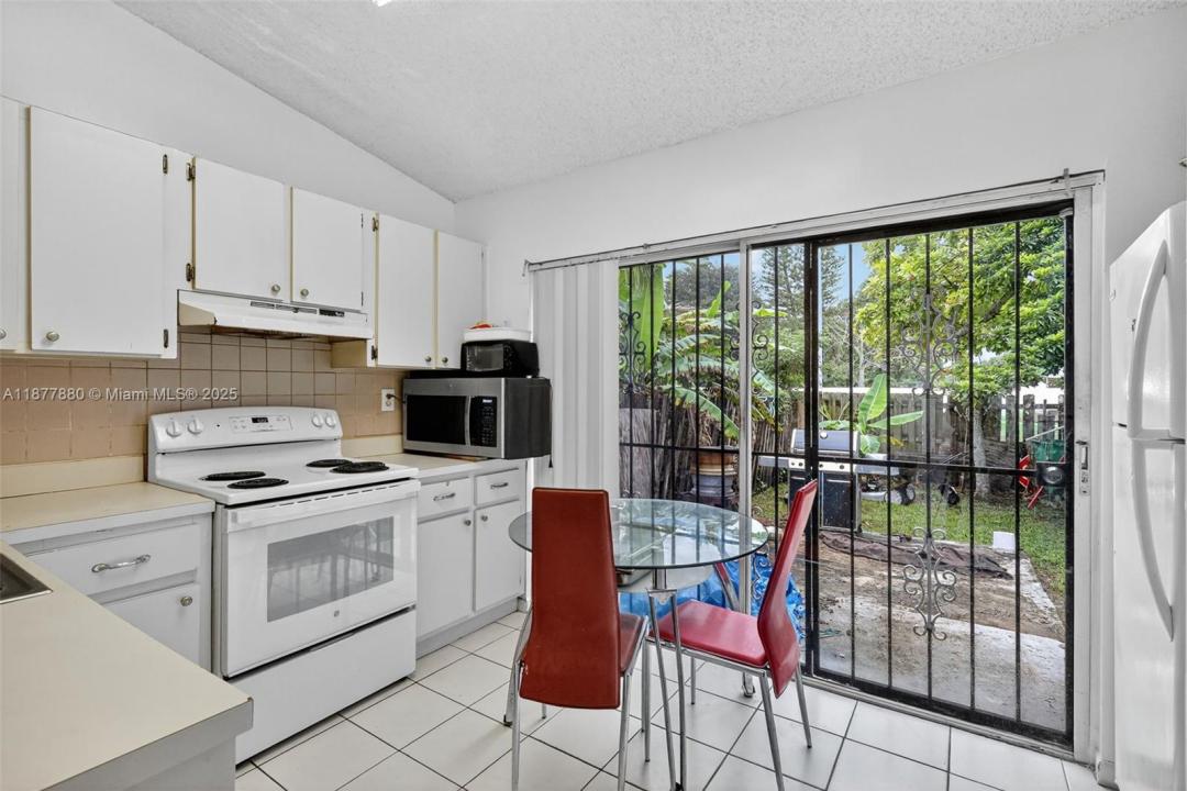 20314 NW 36th Ct, Miami Gardens, Florida 33056, HOA KỲ