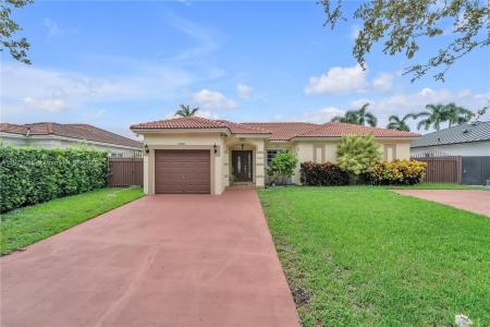 8934 NW 164th St, Miami Lakes, Florida 33018, USA
