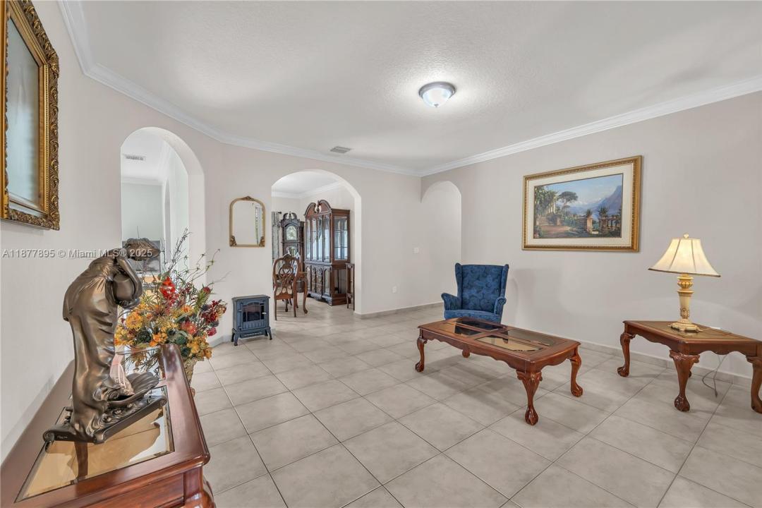 8934 NW 164th St, Miami Lakes, Flórida 33018, Estados Unidos