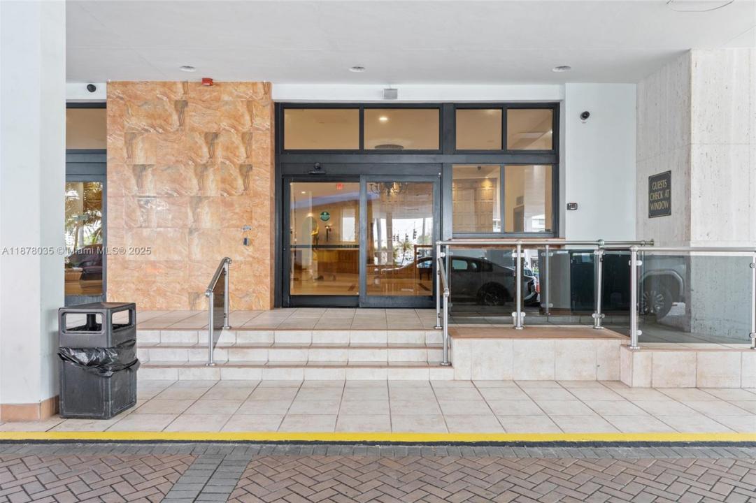 3725 S Ocean Dr 1609, Hollywood, Floryda 33019, USA